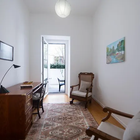 Apartment Alfarrobeira House *